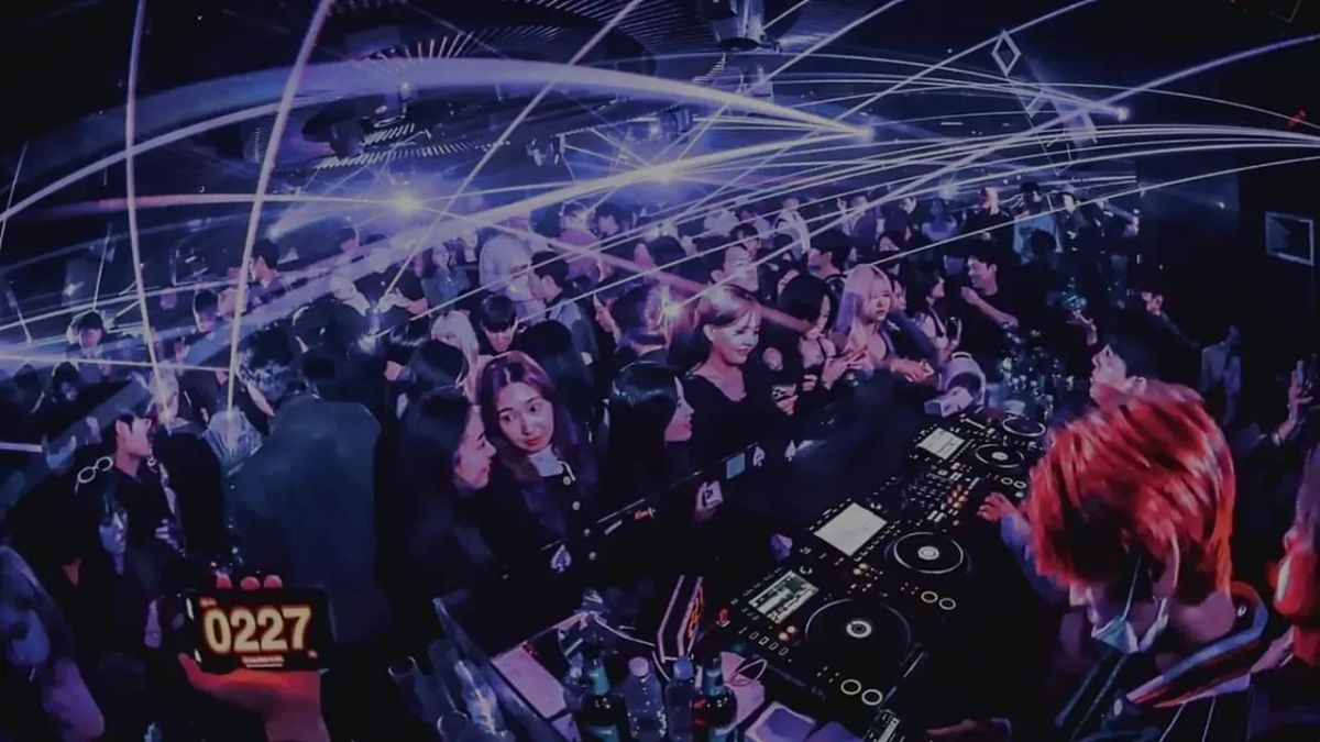 CLUB ACE · 主舞池