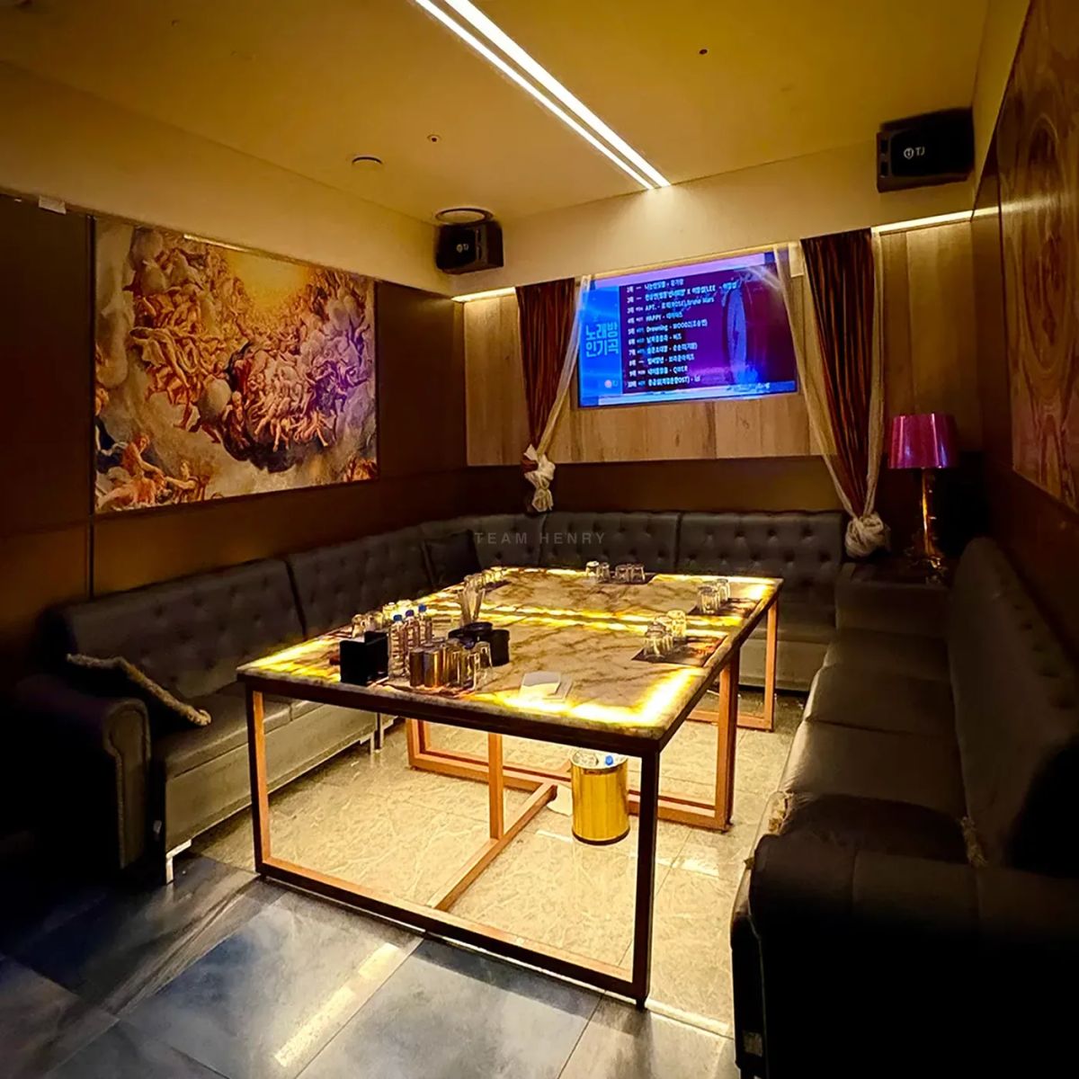 Dessert Karaoke · 私人包厢